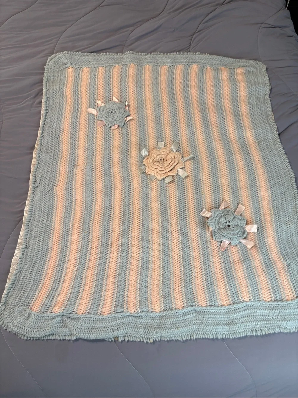 Handmade VTG Baby Blanket Gender Nuetral Satin Lined Back